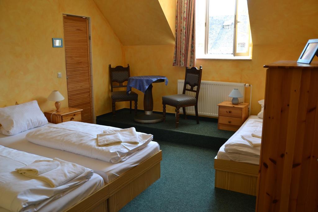 Tonenburg Hotel Hoexter Room photo